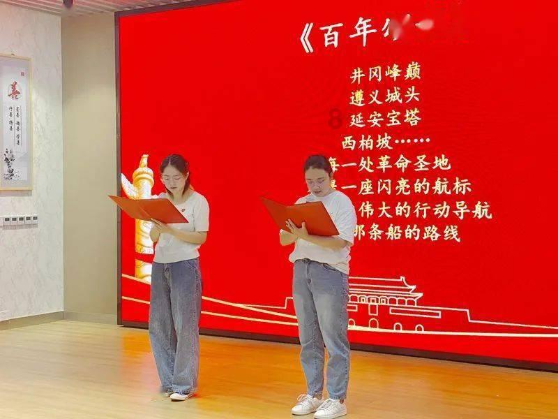 华亭被称龙洞旅游康养福地，关山在华亭境内绵延百余里，群山巍峨